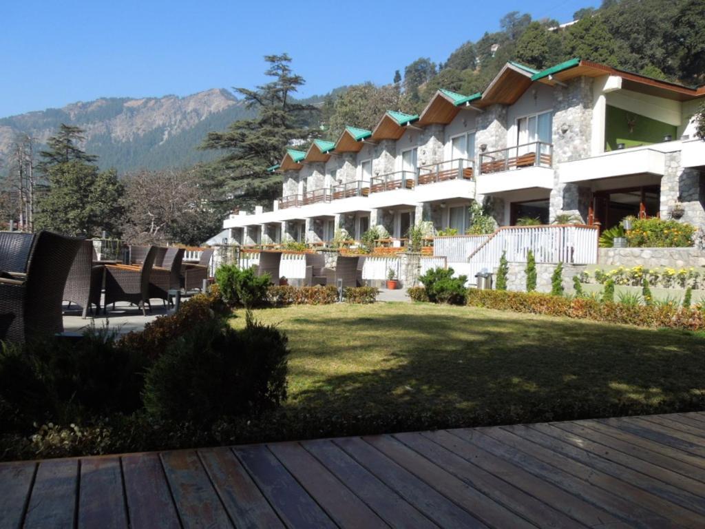 Season Hotel Nainital Exterior foto